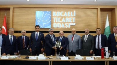 İYİ Parti heyeti Kocaeli Ticaret Odasını ziyaret etti