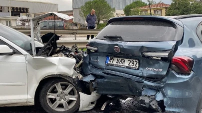 Kartepe’de zincirleme kaza 5 yaralı