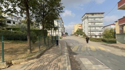 Gebze'de çöp kamyonu belediye işçisine çarptı