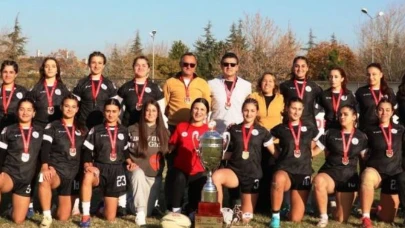 Körfez Gençlerbirliği ragbide şampiyon oldu