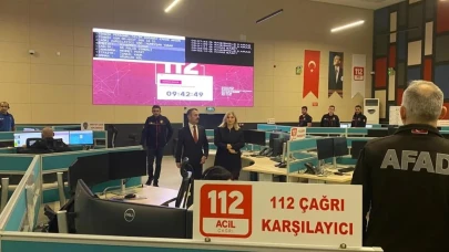 Kocaeli Valisi 112 Acil Çağrı Merkezini ziyaret etti