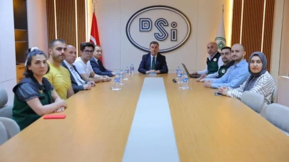 Vali Eldivan DSİ çalışmaları hakkında bilgi aldı: Bayburt Valisi Mustafa Eldivan, Devlet Su İşleri 225. Şube Müdürlüğünü ziyaret etti
