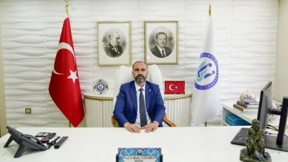 Bayburt Üniversitesi Rektörü Prof. Dr. Mutlu Türkmen yeniden atanarak görevine devam edecek
