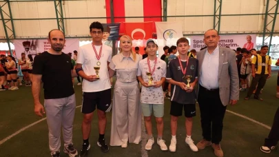 19 Mayıs Gençlik Haftası'nda ödüller dağıtıldı: Başkan Doğan'dan sporculara tebrik