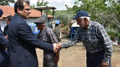 Kaymakam Güldoğan, Salihli'de mahalle ziyaretleriyle vatandaşların sorunlarını dinledi, çözümler için söz verdi