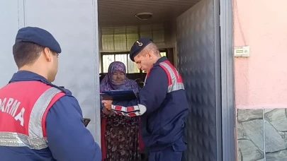 Bilecik jandarması telefon dolandırıcılarına karşı kapı kapı uyarıyor!