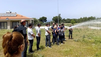 Kuşadası'nda orman yangınlarına karşı önemli eğitim: AKUT'a yeni tedbirler