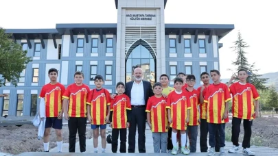 Başkan çolakbayrakdar: "şehrimizin en eşsiz merkezi, 7'den 70'e herkesin vazgeçilmezi olacak"