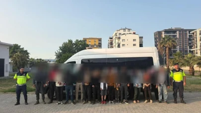 Aydın'da yol kontrolü: 21 düzensiz göçmen yakalandı, ceza yağdı