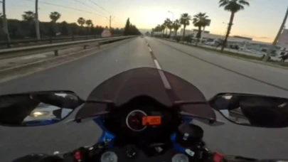 Motosikletiyle 280 km hız yapıp sosyal medyada paylaştı: Ehliyetine el konuldu