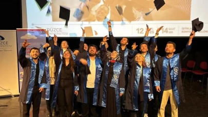Mezunlar Düzce Üniversitesi'nde buluştu: 'Eski dostlar, taze hatıralar' etkinliğinde unutulmaz anlar