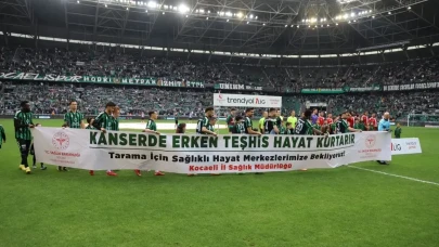 Kocaelispor, Süper Lig’e yükselmenin sevincini kutladı: Duygu dolu anlar yaşandı
