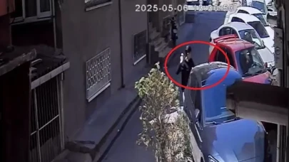 Darıca'da taşlı saldırı! Park halindeki araçta 8 bin TL'lik zarar meydana geldi