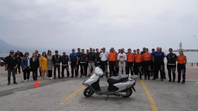 Alanya Belediyesi'nden zabıtalara özel eğitim: Güvenli motosiklet sürüş teknikleri