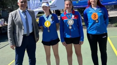 MSKÜ Pickleball Takımı Türkiye Şampiyonası'nda büyük başarı: Bahar Naz Apiş ikincilikle döndü