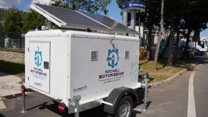 Trafiğe akıllı çözüm: Kocaeli'de güneş panelli taşınabilir kamera sistemi