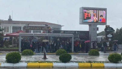 Aydın'da sağanak yağış alarmı: Cadde ve sokaklar göle döndü