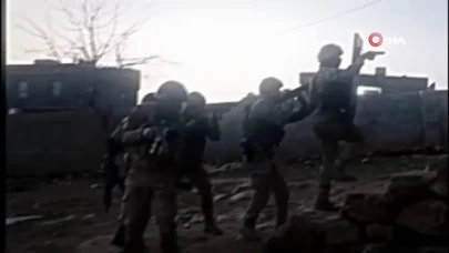 DEAŞ Operasyonunda 298 Gözaltı: Türkiye Geniş Kapsamlı Terörle Mücadele Başlattı