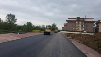 Kartepe'de asfalt yenileme çalışmaları hız kazandı: Alikahya'ya yeni ulaşım rotası açıldı
