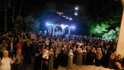 Alanya'da hacı adayları kutsal topraklara dualar ile uğurlandı