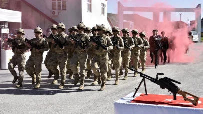 Bitlis'te engelli bireyler bir günlük askerlik heyecanı yaşadı