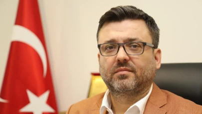 Vali Aktaş şehitlik ziyaretinde bayram mesajı verdi