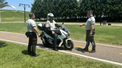 Kocaeli zabıta motosikletlilere sıkı denetim yapıyor