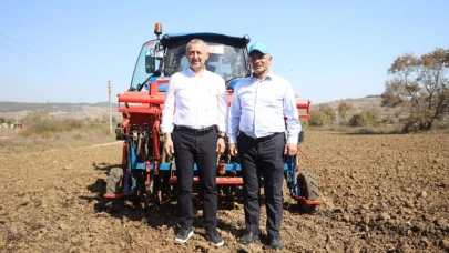 Körfez Belediyesi 5 ton buğday hasat etti