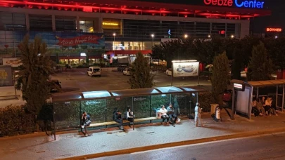 Kocaeli Büyükşehir 12 modern durak hizmete aldı
