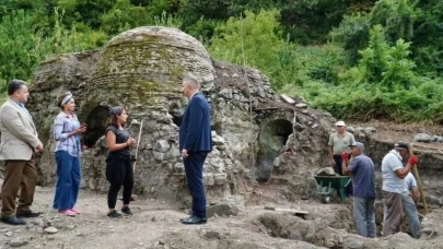 Gölcük tarihi hamam restorasyonuna ihale açtı