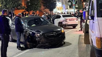 Çayırova'da alkollü sürücü çok sayıda araca çarptı