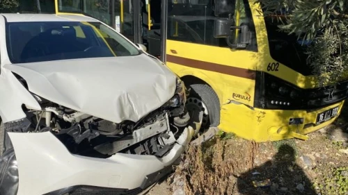 Mudanya’da trafik kazası yaralı verdi