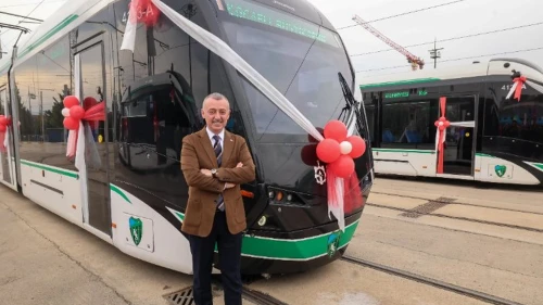 Kocaeli tramvay filosunu genişletti