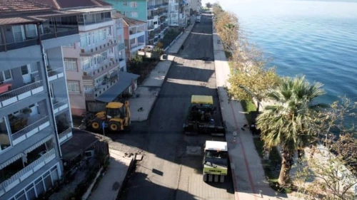 Kocaeli büyükşehir belediyesi Halıdere sahil caddesini yeniliyor