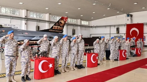 Engellilerden gururlandıran an: 5. Ana Jet Üssü'nde temsili askerlik yapıp terhis oldular