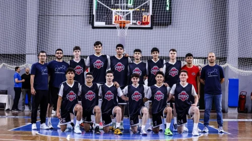 Antalya'nın U16 Basketbol Takımı, Fenerbahçe'yi devirdi! Şampiyonada üçüncülük sevinci