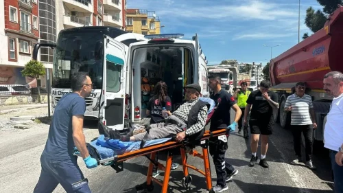 Muğla'da tırın çarptığı yaşlı adam hastaneye kaldırıldı, trafik yoğunluğu tepkilere yol açtı