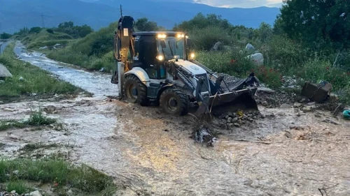 Bozdoğan'da sağanak felaketi: Mahsur kalan vatandaşlar ekiplerce kurtarıldı