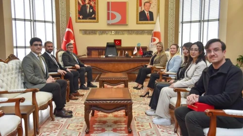 BŞEÜ öğrencileri "Altın Flama 2025"te fırtına gibi: İki derece birden