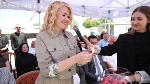 Merkezefendi'de kadın üreticilere küçükbaş hayvan ve yem desteği sağlandı