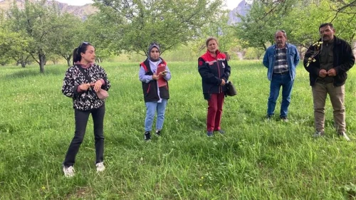 İğdır'da meyve bahçelerinde hastalık ve zararlılarla mücadele toplantısı gerçekleştirildi