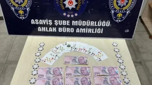 Gebze'de kumar oyunu baskını: 3 kişiye ceza, İş yeri sahibi hakkında adli İşlem