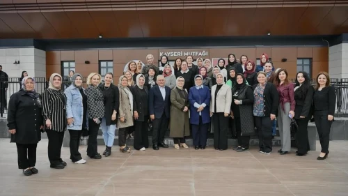 Başkan Büyükkılıç, kadın muhtarlarla buluştu: Kayseri Mutfağı'nda özel buluşma