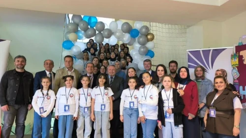 Zonguldak'ta TÜBİTAK Bilim Fuarı'nda sergilenen 20 özgün proje dikkat çekti