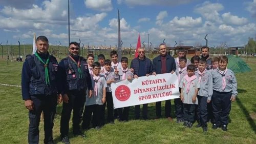 Kütahya'da izcilik kampı başladı: Gençler milli ve manevi değerlerle buluşuyor