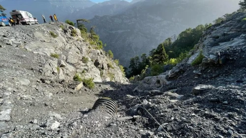 Alanya’da otomobil uçuruma yuvarlandı: 1 ölü