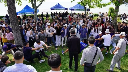 Kırgız geleneği İznik'te yaşatıldı: Şenlikler renkli görüntülere sahne oldu