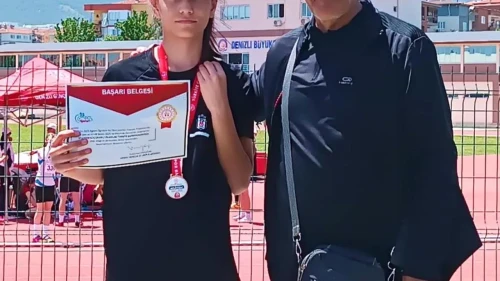 Elazığ’a atletizmde önemli dereceler: Okullararası küçükleryıldızlar atletizm Türkiye şampiyonasından Elazığ’a Türkiye 2 ve 3.’lüğü geldi