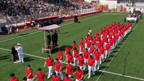 Ayvalık'ta 19 Mayıs coşkusu törenle kutlandı