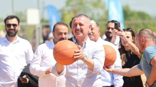 Dilovası Millet Bahçesi hizmete açıldı